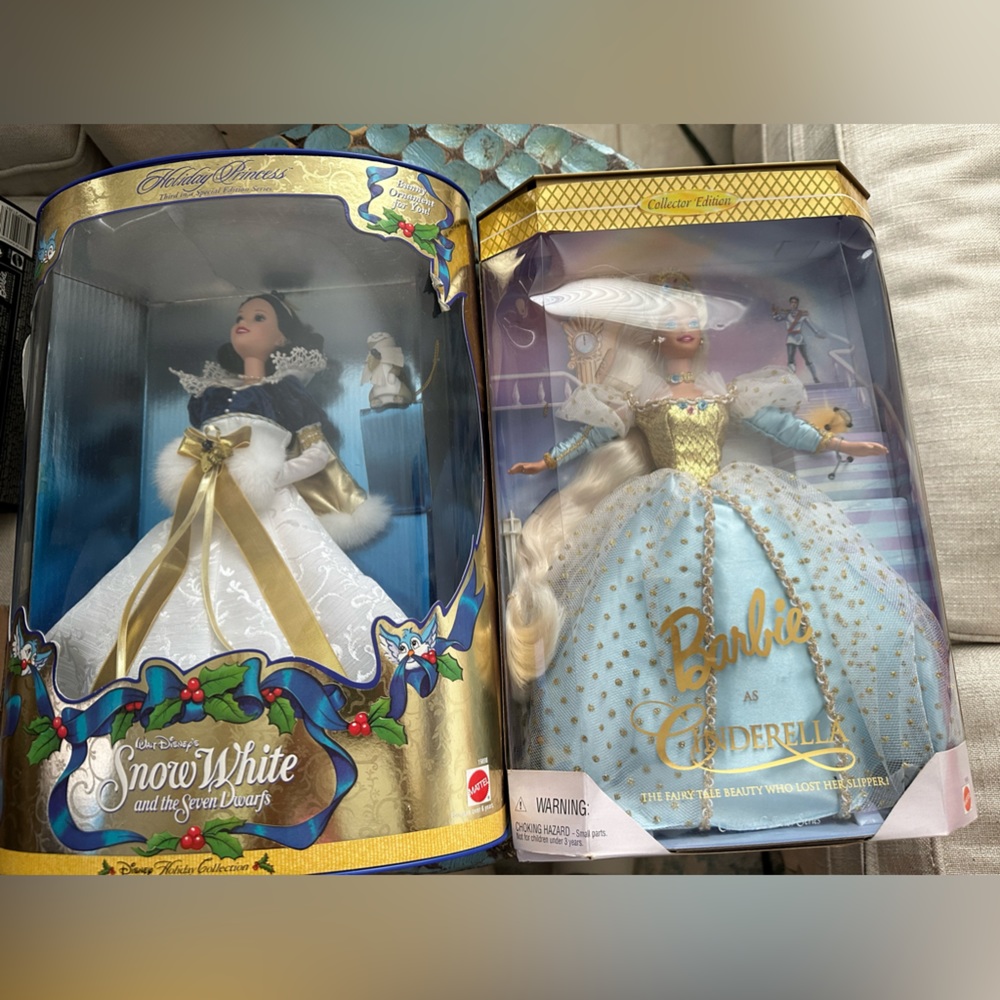 Vintage Barbies Snow White and Cinderella